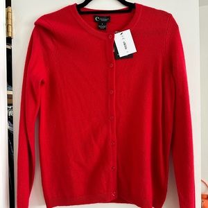 C by Bloomingdale’s cashmere cardigan. NWT. Cherry red size M.